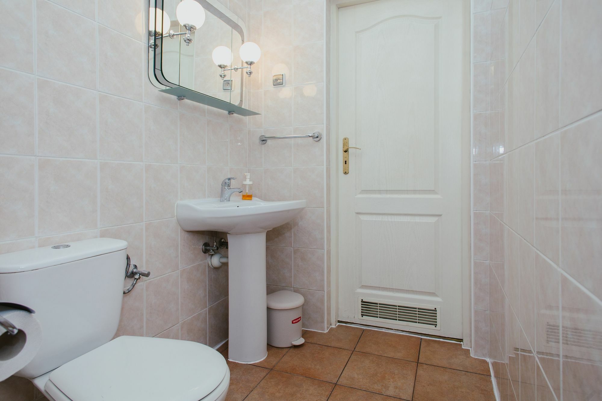 Lucka Rooms - Sound Of Silence Varsovia Exterior foto